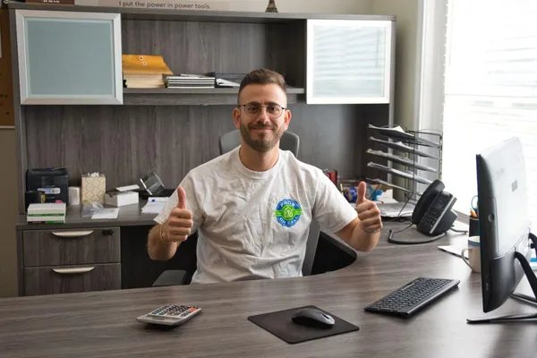 Dean Lavi Pros On Call team on-site