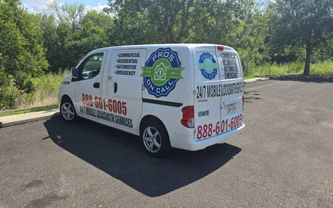 Pros On Call locksmith performing on-site vehicle service in Texas, showing the mobile locksmith unit at work