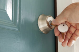 Single-Is-Your-Home-Secure--Tips-to-Secure-Your-Home-Pros-On-Call-Lock-Services