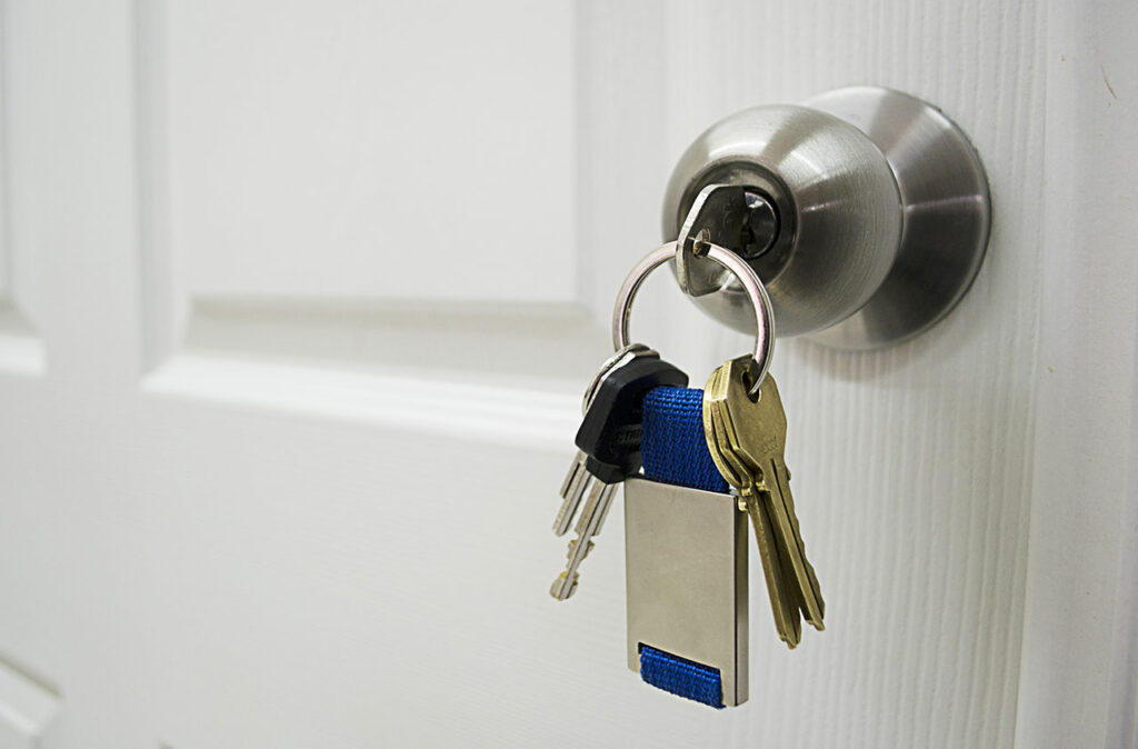 Let-Go-of-the-Past-and-Install-New-Locks-on-Your-House-Pros-On-Call-Lock-Services