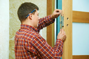 Advantages-Of-A-Residential-Locksmith--Pros-On-Call-Lock-Services