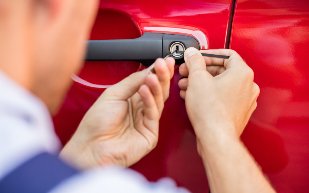 Locked Out of Your Ride? How to Find a 24 Hour Car Locksmith, Fast
